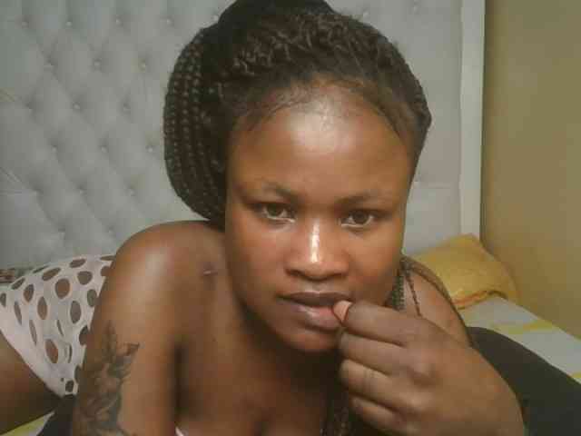 queenivy webcam