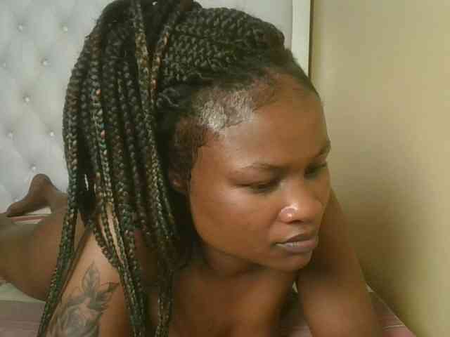 queenivy webcam