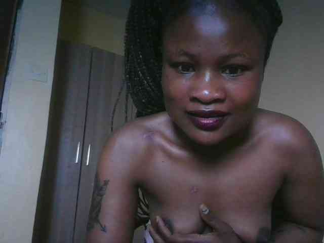queenivy webcam