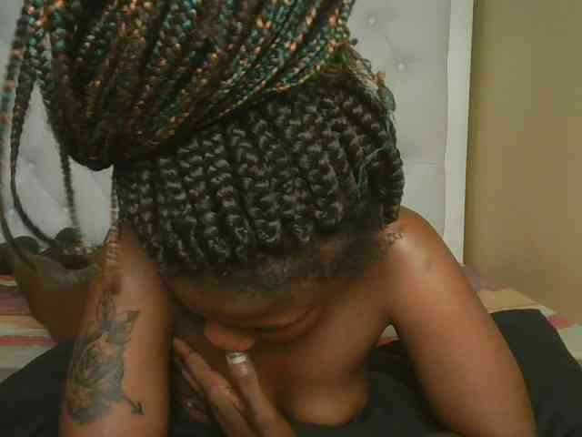 queenivy webcam
