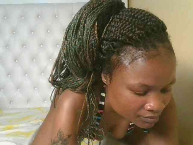 queenivy webcam