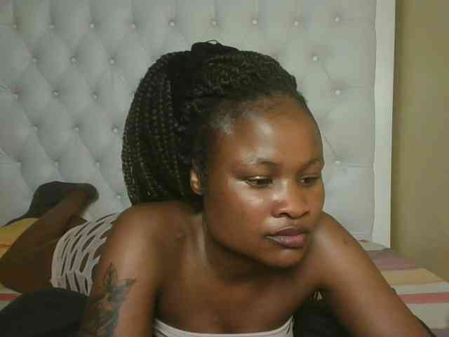 queenivy webcam
