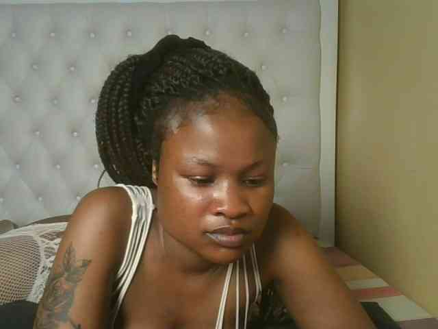 queenivy webcam