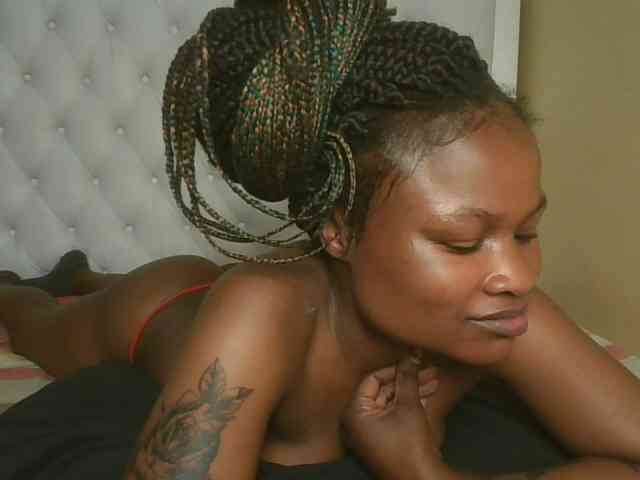 queenivy webcam