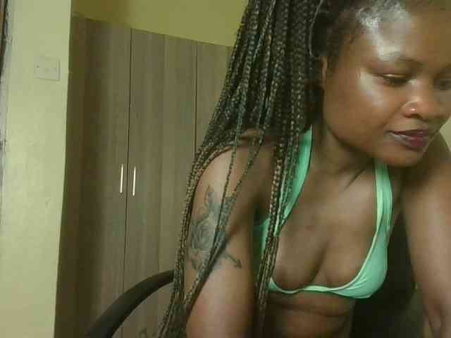 queenivy webcam