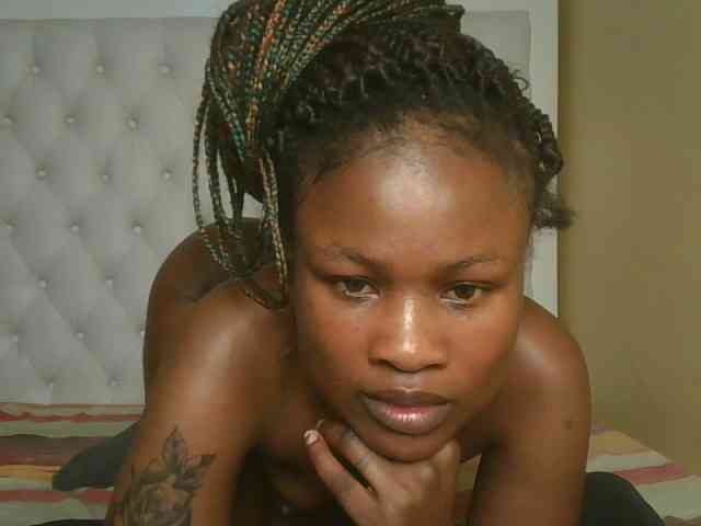 queenivy webcam