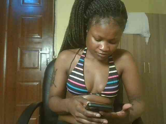 queenivy webcam