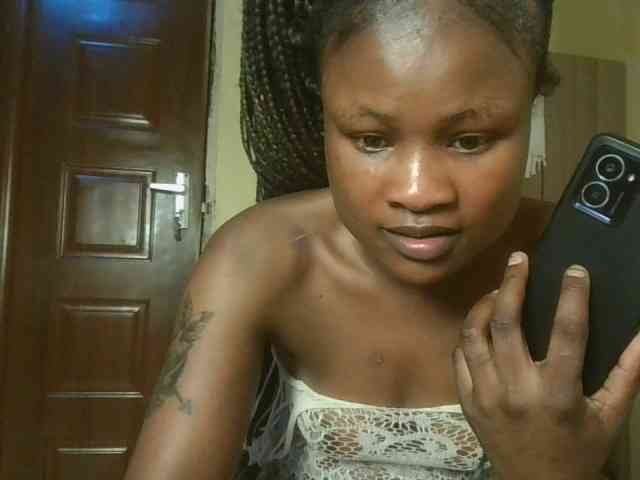 queenivy webcam