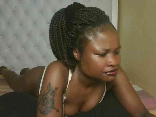 queenivy webcam