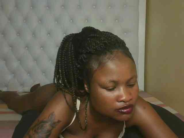 queenivy webcam