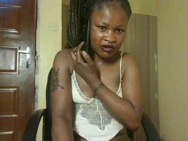 queenivy webcam