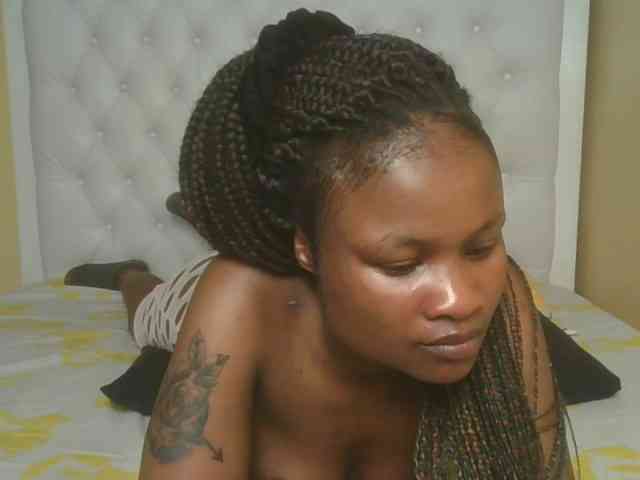 queenivy webcam