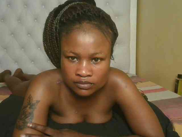 queenivy webcam