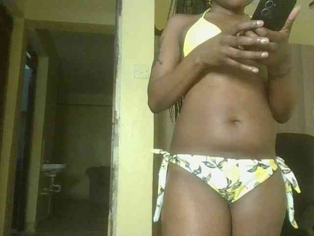 queenivy webcam