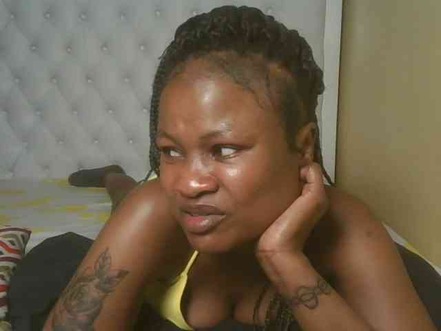 queenivy webcam