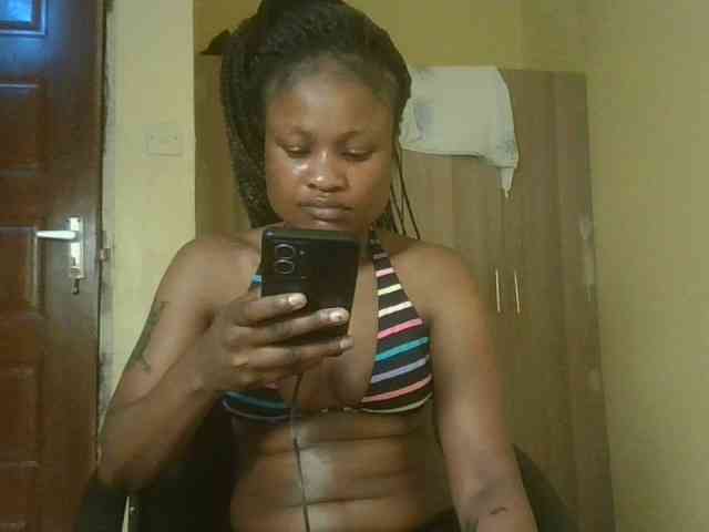 queenivy webcam