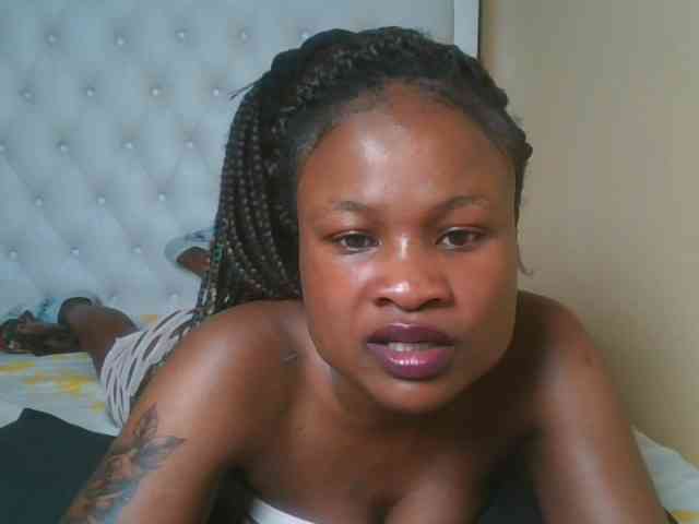 queenivy webcam