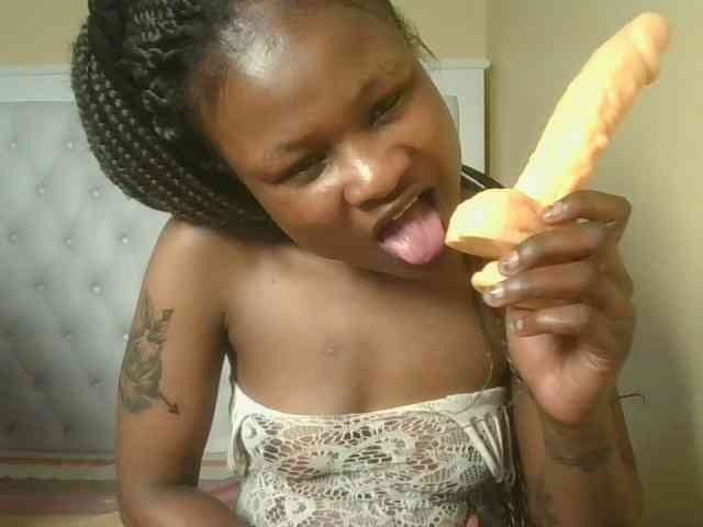 queenivy webcam