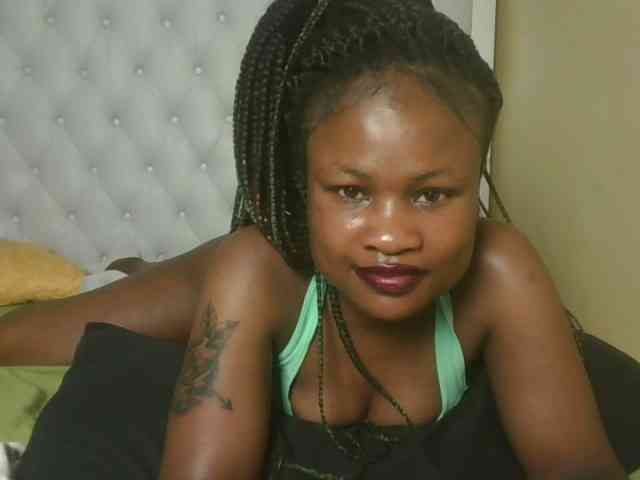 queenivy webcam