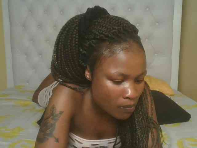 queenivy webcam
