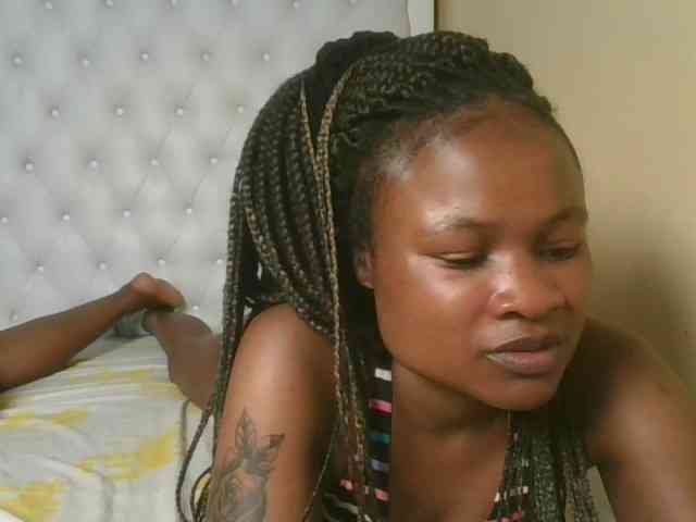 queenivy webcam