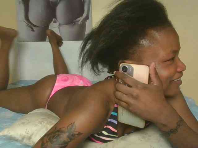 queenivy webcam