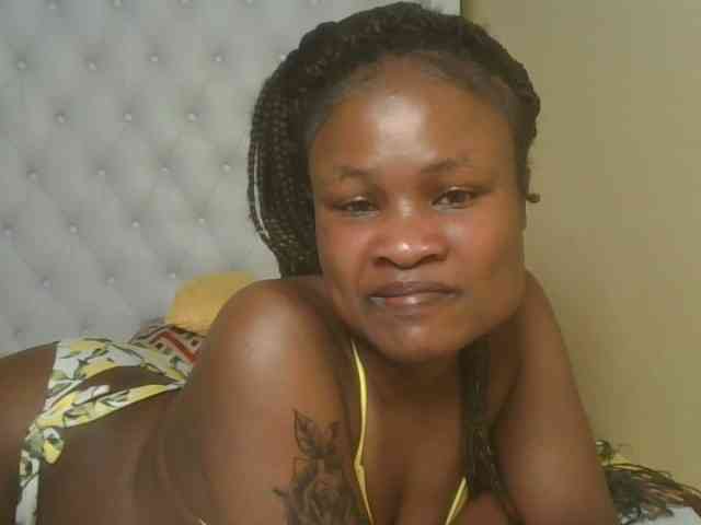 queenivy webcam