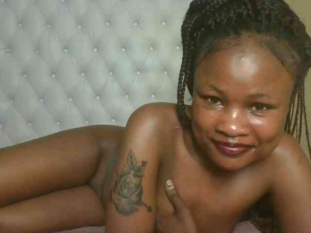 queenivy webcam