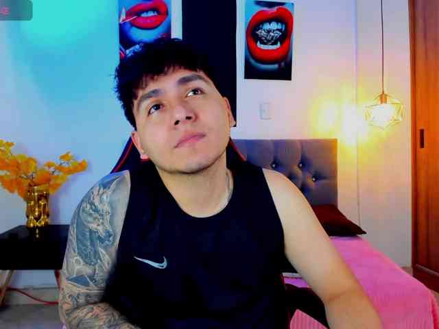 Nicolas-James-Sc Live Webcam on BongaCams