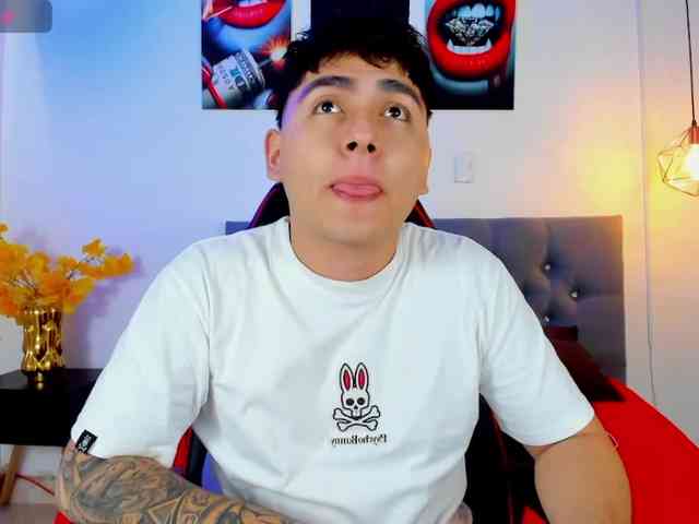 Nicolas-James-Sc