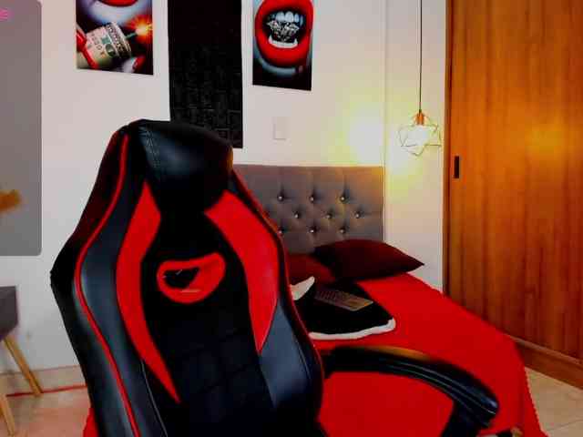 Nicolas-James-Sc Nicolas-James-Sc