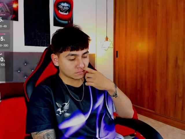 Nicolas-James-Sc Nicolas-James-Sc