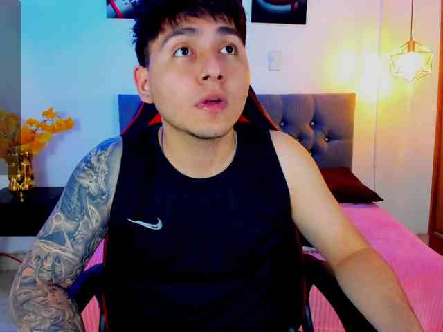 Nicolas-James-Sc Nicolas-James-Sc