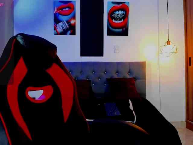 Nicolas-James-Sc Nicolas-James-Sc