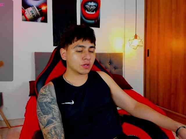 Nicolas-James-Sc Nicolas-James-Sc