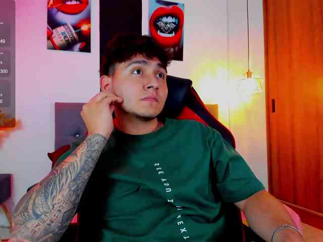 Nicolas-James-Sc Live Webcam on BongaCams