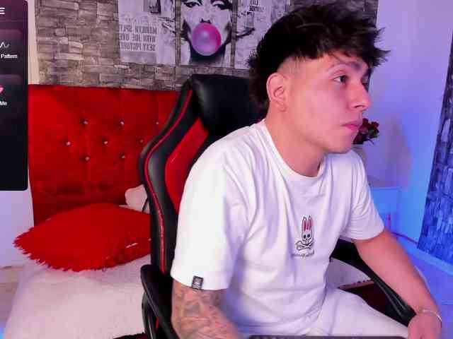 Nicolas-James-Sc Nicolas-James-Sc