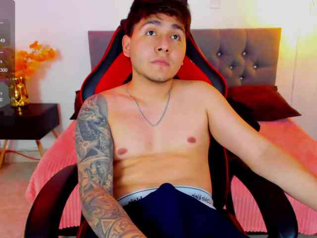 Nicolas-James-Sc Nicolas-James-Sc