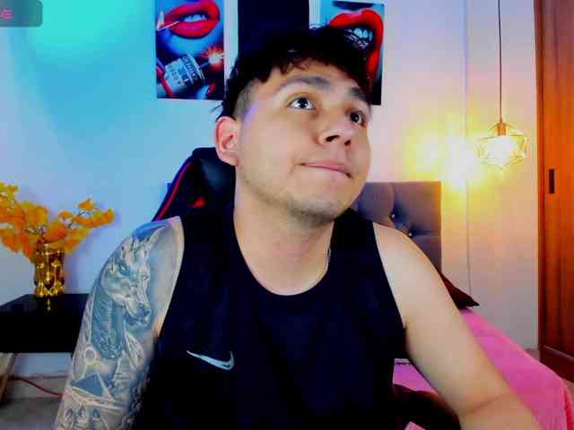 Nicolas-James-Sc Live Webcam on BongaCams