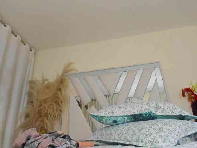 valentinaa-rios webcam