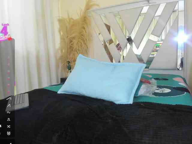 valentinaa-rios webcam