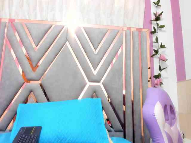 valentinaa-rios webcam