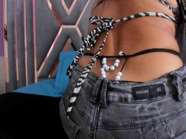 valentinaa-rios webcam