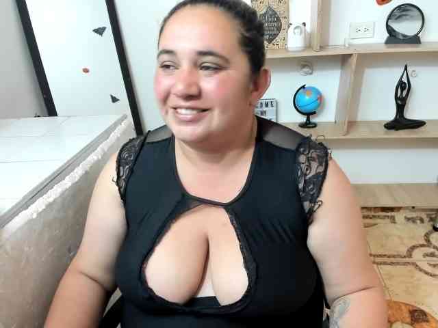 khloe-tomson webcam