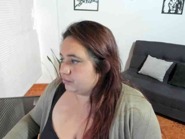 khloe-tomson