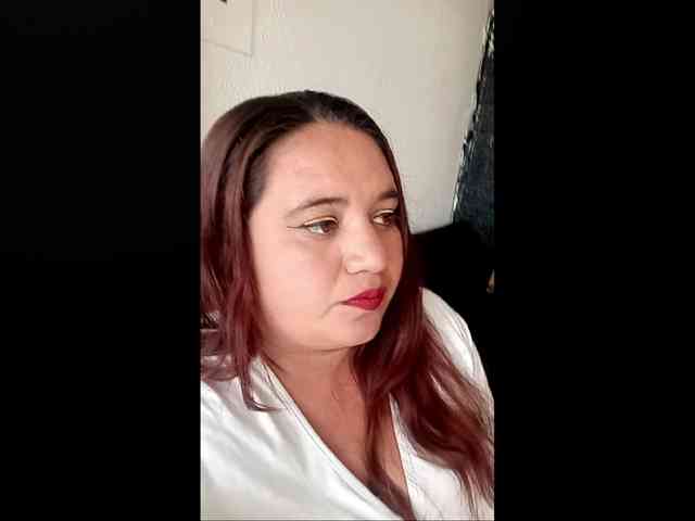 khloe-tomson
