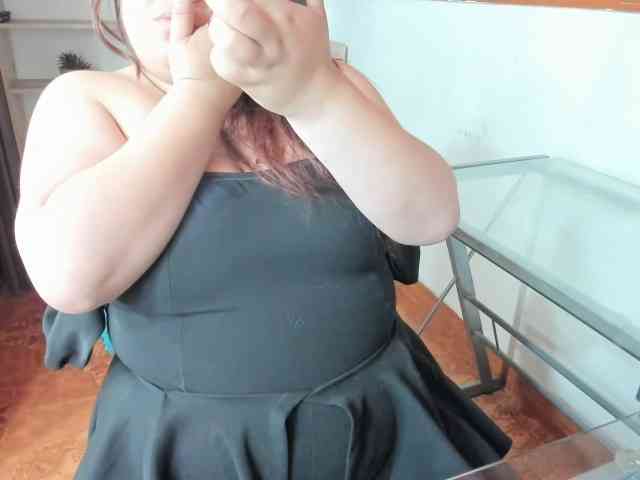 khloe-tomson khloe-tomson