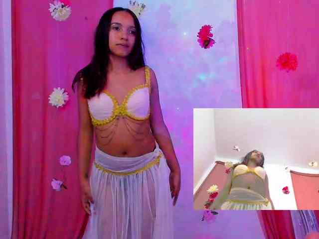 ScarletMedusa webcam