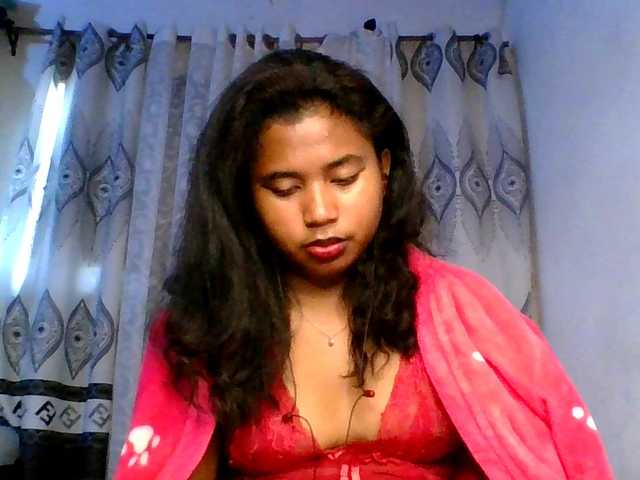 Pauliemarie's BongaCams show and profile