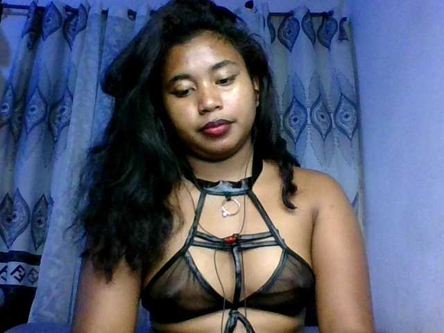 Pauliemarie's BongaCams show and profile